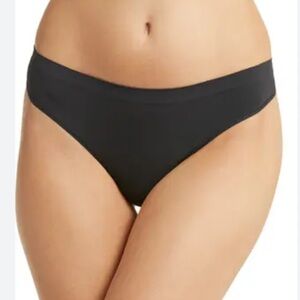 SKIMS smooth seamless thong eclipse 4x nwt